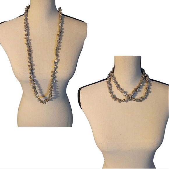2 Vintage 39" Natural Shell Lei's - Picture 3 of 4